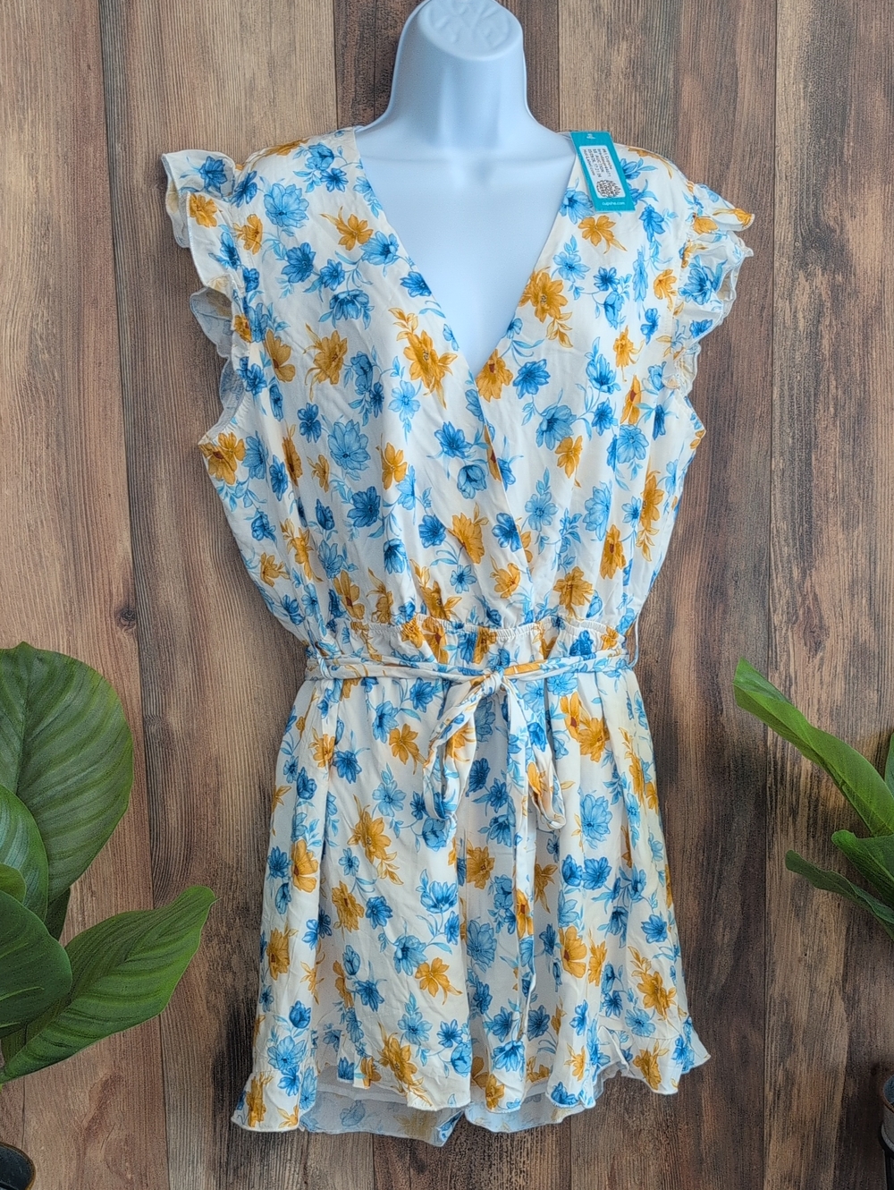 Cupshe Turquoise & White Floral Romper NWT XL        T208